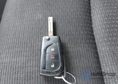 2019 Toyota C-Hr Le z USA, uszkodzony, nr VIN JTNKHMBX1K1026120